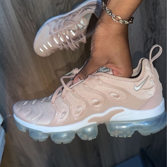 Men’s and women’s - Picture 2 of 10